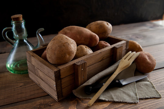 Patatas reci&eacute;n cogidas para guisar