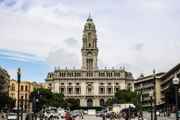 Fototapeta na wymiar Avenida dos Aliados, Porto, Portugal