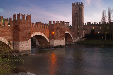 Ponte di Castelvecchio al tramonto