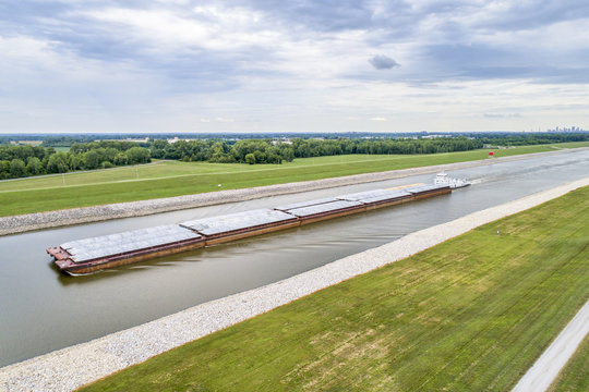 barge on Chain of Rocks Canal