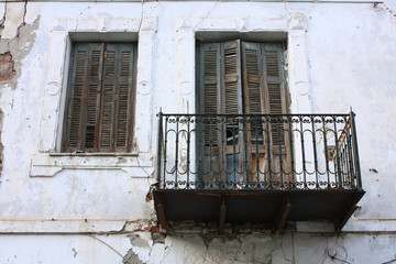 Fototapeta na wymiar Crumbling Balcony