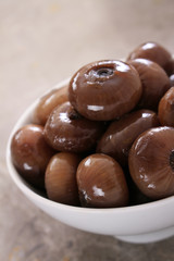 fresh pickled onions