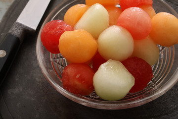 preparing fresh melon