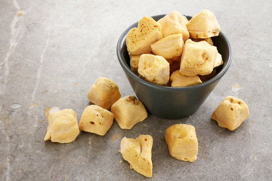 Cinder Toffee Lumps