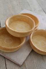 empty pastry cases