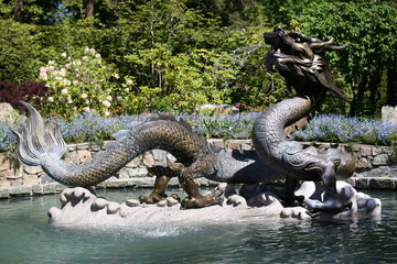 Fototapeta premium fountian dragon