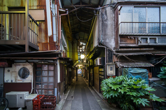 昭和の風景 の写真 ロイヤリティフリーの画像 グラフィック ベクターおよびビデオ Adobe Stock