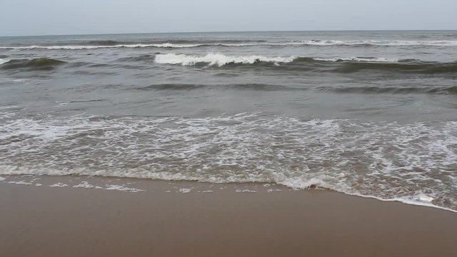 Unedited handheld footage of beautiful wave formation at marina beach, Chennai
