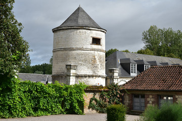 Fototapeta na wymiar Pigeonnier à l'abbaye de Valloires, France