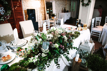 Beautiful flower decoration on the wedding table