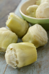 preparing fresh artichokes