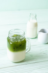 iced matcha green tea latte