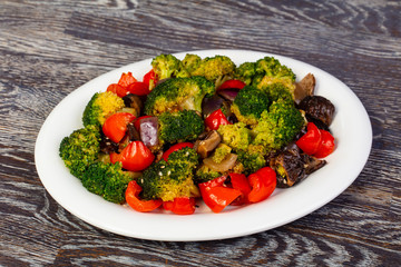 Appetizing broccoli salad