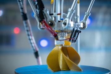 Print parts on a delta 3D printer in industrial lab