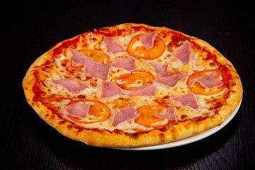 Delicious Prosciutto pizza