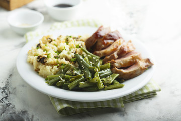 Veal fillet with green beans and couscous 