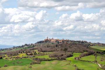 Fototapeta na wymiar Panorama of town Pienza in Tuscany