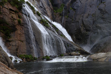 Fototapeta na wymiar Waterfall in Galicia