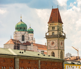 Fototapeta na wymiar Towers of Passau