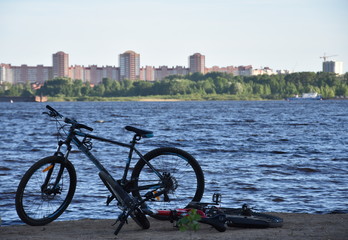 На набережной © Antonina