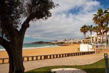 Obraz premium Impressionen vom Strand und Altstadt von Albufeira am Atlantik, Algarve, Barlavento, Westalgarve, Felsalgarve, Distrikt Faro, Portugal, Europa
