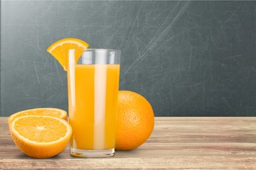 Orange juice and slices of orange © BillionPhotos.com