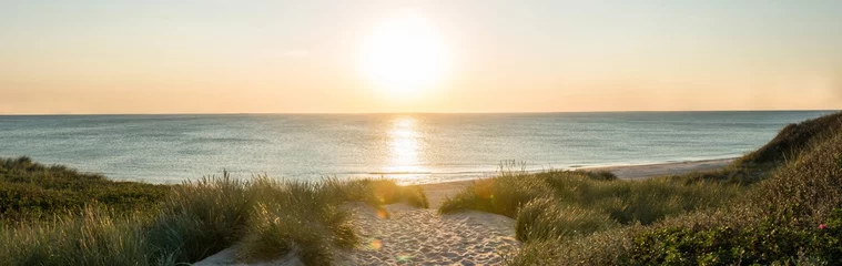  Zonsondergang op het strand op Sylt © Lenslife