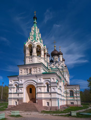 Fototapeta na wymiar Orthodox church of the Holy Trinity in the town of Ivangorod, Russia. In the church there is the tomb of the family of Baron Stieglitz. The church is located near the Estonian city of Narva