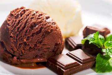 Vanilla and Chocolate Ice Cream Scoops