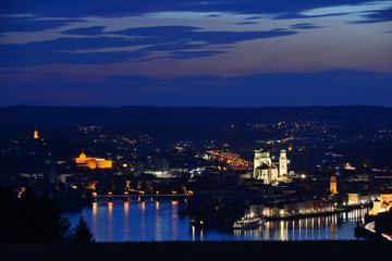 Passau bei Nacht 