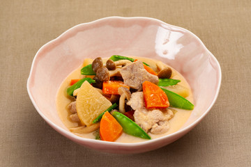 豚肉の胡麻味噌煮