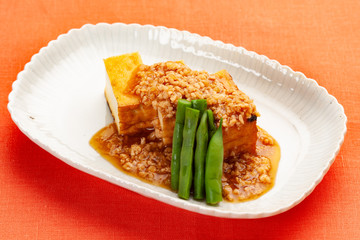 生揚げの鶏そぼろあんかけ