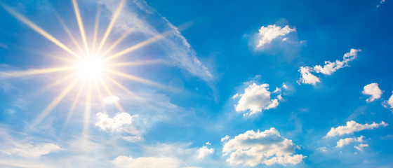 Hot summer or heat wave background, blue sky with glowing sun - obrazy, fototapety, plakaty