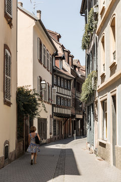 Ruelle typique dans la ville de Strasbourg