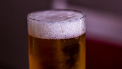 verre de bière en gros plan