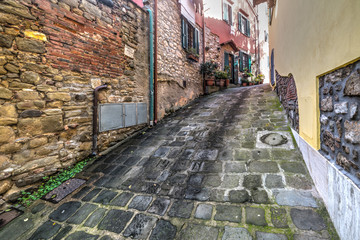picturesque alley in Tuscany