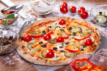 details of delicious fresh vegetarian pizza