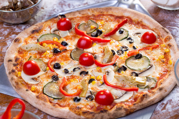 details of delicious fresh vegetarian pizza