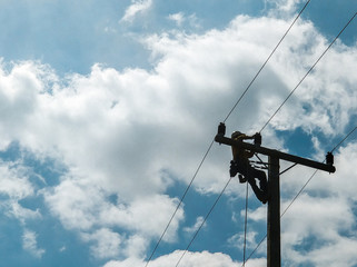The lineman resolving power failure.