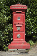 Fototapeta na wymiar Classic Dutch letterbox