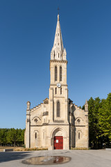 Obraz premium BASSIN D'ARCACHON (France), l'église d'Audenge