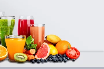  Tasty fruits and juice with vitamins © BillionPhotos.com