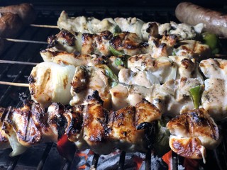 Pinchos de pollo a las brasas