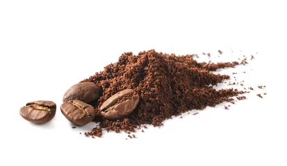 Foto op Aluminium Coffee beans and Ground coffee and on white background © Soho A studio