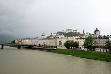 Fototapeta premium Veiw of river Salzach, Salzburg, Austria