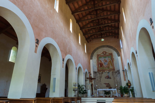Teano, chiesa di S. Paride ad Fontem