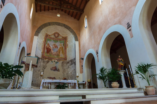 Teano, chiesa di S. Paride ad Fontem