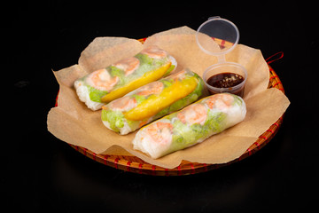 Spring roll with prawn
