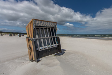 Strandkorb am meer