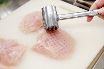 鶏胸肉の下ごしらえ